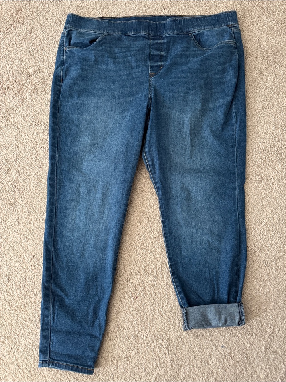 EVRI Dark Blue Cropped Ankle Jeans